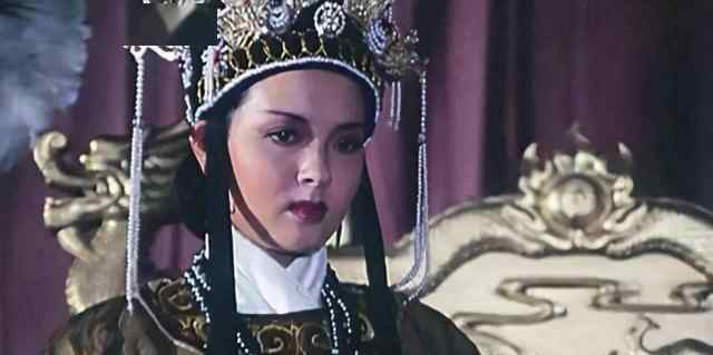 述律平 述律平：一个堪比吕雉武则天的女人，有名的“断腕太后”，太残忍