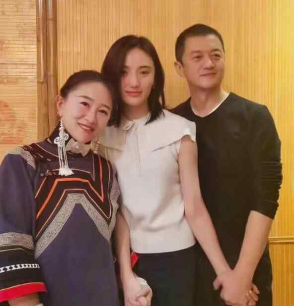 李亚鹏初恋 李亚鹏交往了这么多女星！初恋女友刘岩最让男方难以忘怀