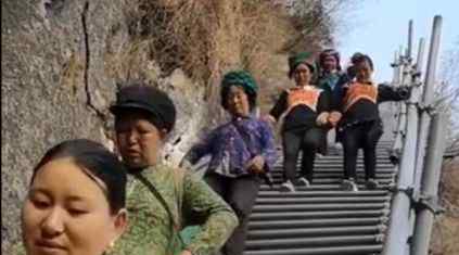 四川悬崖村84户老乡搬家下山 悬崖村为什么至今才搬迁