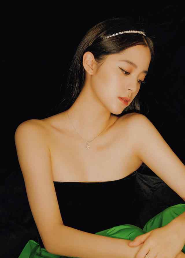 吃粉丝会胖吗 欧阳娜娜长胖了，两次活动照被吐槽，连粉丝都让她少吃点
