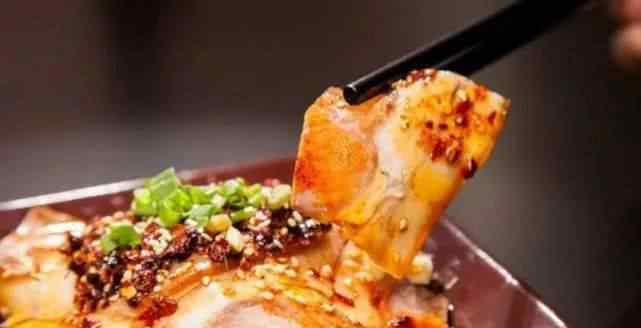 促癌多肉 提醒：排便时出现3种表现，小心是肠癌，最好去查查