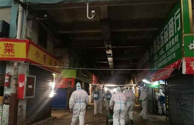 华南海鲜市场消杀 该市场固定建筑将被拆除传言不实