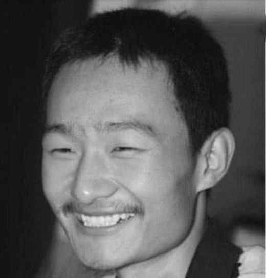 高考满分状元 高考状元，16年前高考只差一分满分，现状如何？