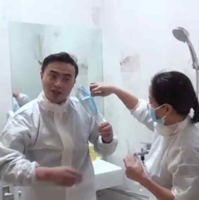 央视记者被护士摁住冲眼睛 没想到原因是因为这样的