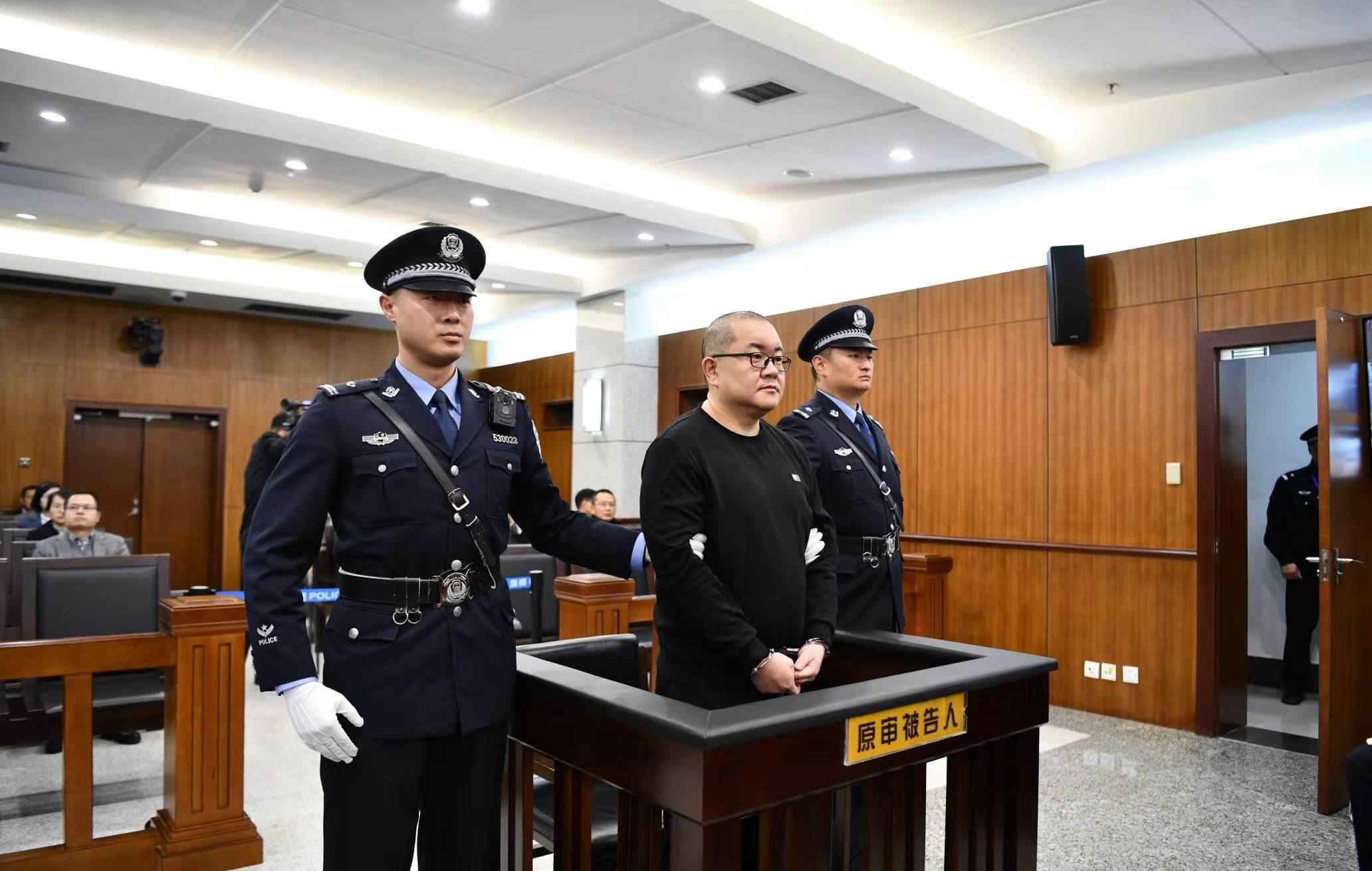 孙小果被执行死刑 终被判决网友直呼“大快人心”
