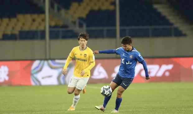吴曦破门 高清：足协杯苏宁2-0昆山 吴曦破门全队开心庆祝