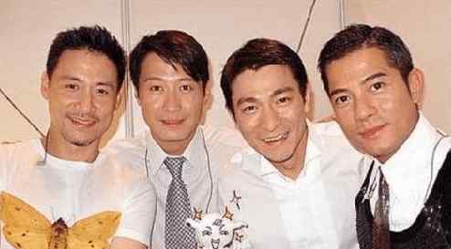 糖丸黎明 黎明不配进四大天王？他为8000万儿童募捐的事，你了解过吗？