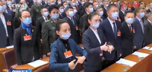 无声的力量！邰丽华用手语说我爱你中国 网友：真的感动