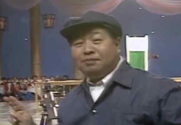 1984年春节联欢晚会 84年春晚主持人是谁