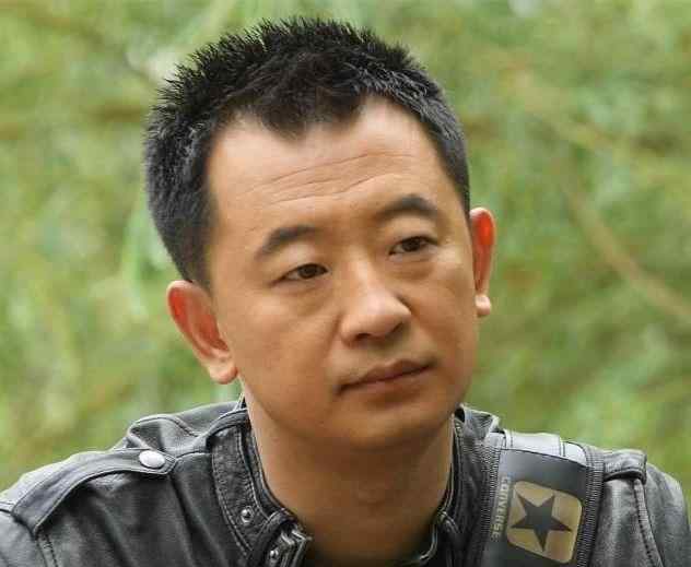 曲栅栅 不顾家人反对，黄海波刚出狱就和他结婚生孩子，曲栅栅现过得咋样