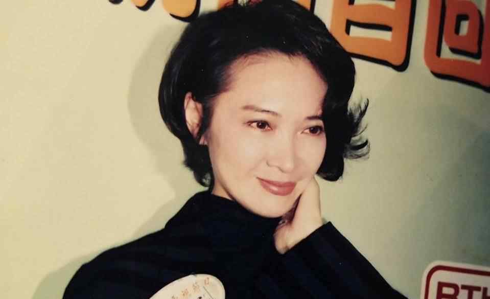 冯素波 她甩过谢贤，嫁过秦祥林，被周星驰心仪理想爱人，73岁活成少女