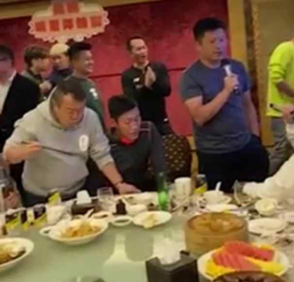 成龙曾志伟聚会 在哪聚会都有哪些人
