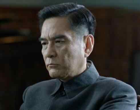 惊蛰樱花是谁 谍战深海之惊蛰中樱花是谁