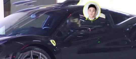 释小龙开豪车  开的什么豪车释小龙个人资料介绍