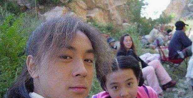 释小龙老婆杨丽晓 28岁的杨丽晓，如今长成这样！释小龙错过了什么？