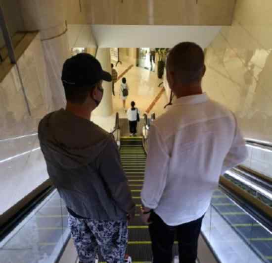 黄海波近照曝光  什么样子网友偶遇怎么说