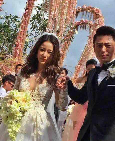 女大三抱金砖什么意义 “女大三抱金砖”的俗语能否在霍建华和林心如的婚姻中实现？