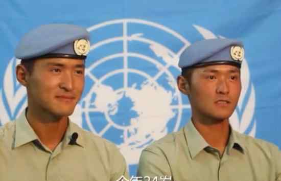 双胞胎两次受阅位置一样 双胞胎长什么样