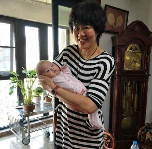 汤淼 瘫痪12年的汤淼现状，曾为爱放手今已生子，郎平每年送他营养品