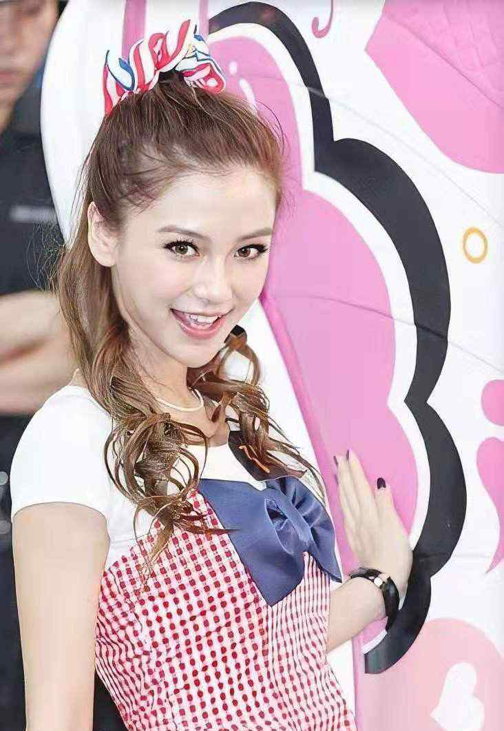 杨颖整容过吗 杨颖10年前旧照曝光，婴儿肥尽显青春气息，整没整容一目了然