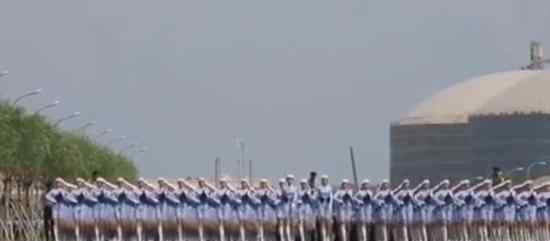 受阅女民兵每周考核需称体重 队员平均身高1米72