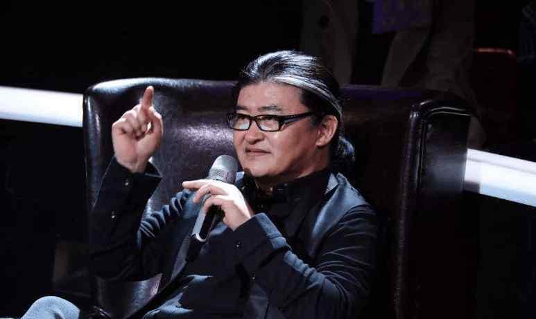 刘欢有几个老婆 刘欢妻子长相曝光，长相普通，却被刘欢独宠了32年