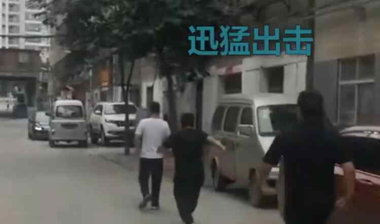 便衣警察抓捕持刀劫匪 回顾案情经过