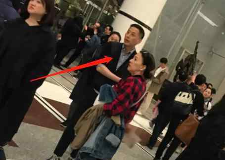 唐鹤德看霸王别姬  张国荣生前挚爱的男人网友爆出照片（图）