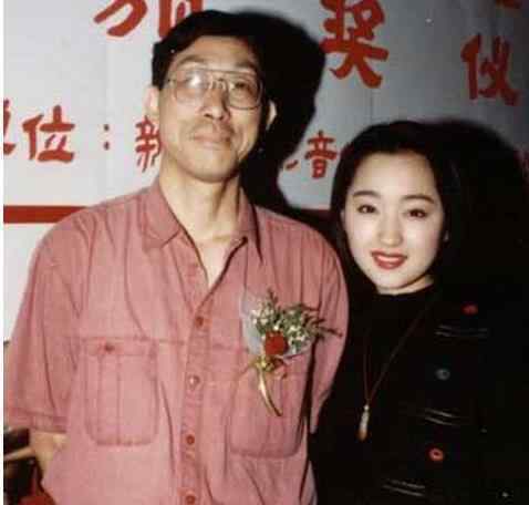 赖文峰 “甜歌皇后”杨钰莹：曾四次为赖文峰打胎，至今单身的她依然很美