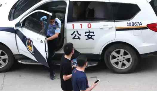 卧底记者十八般武艺大赏 为正能量记者喝彩！ 到底是什么状况？