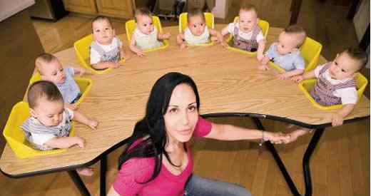 世界上生孩子最多的女人 世界上最多的多胞胎，10女5男十五胞胎