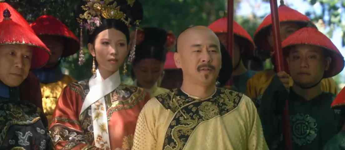 安陵容唱的歌 安陵容到死都不明白，为何她唱歌时皇上要扔她一个苹果？宜修知道