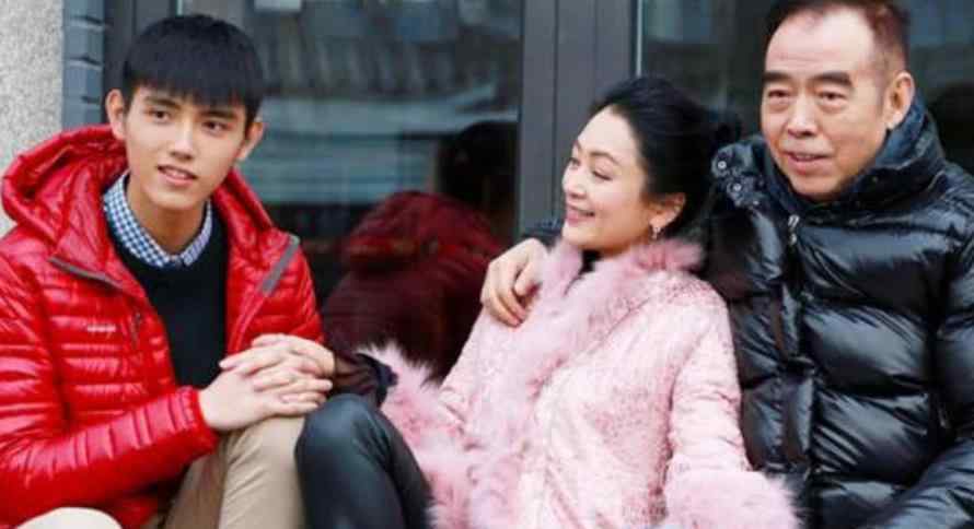 蒋雯丽外甥女 捧外甥女不捧亲儿子，蒋雯丽是咋想的？看到她儿子真容后：难怪