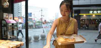 安德莉亚 【美食】不是每个蛋黄酥都叫帝王酥！