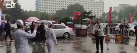 武汉老兵赴西安感谢援鄂医护 平凡中的感动
