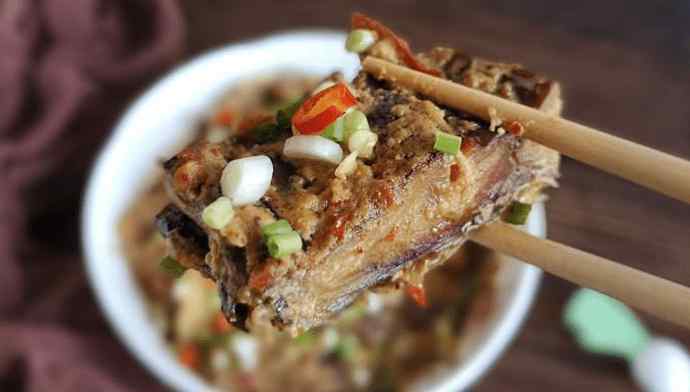 腊鱼怎么吃 蒸腊鱼怎么做才好吃？不要直接蒸，牢记正确做法，鱼肉不硬味正好