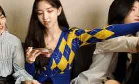 韩女团成员用衣服遮腿被阻止 疑似中国成员被掌掴