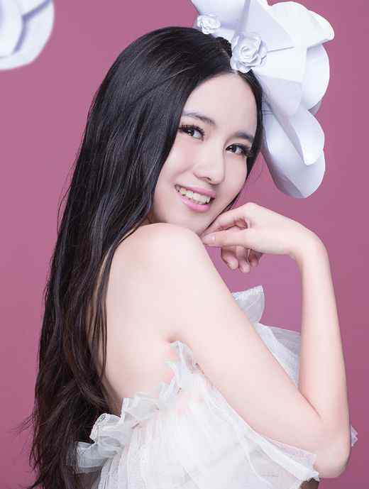 艾如个人资料 美女董事长艾如老公个人资料简历 艾如的爸爸简介