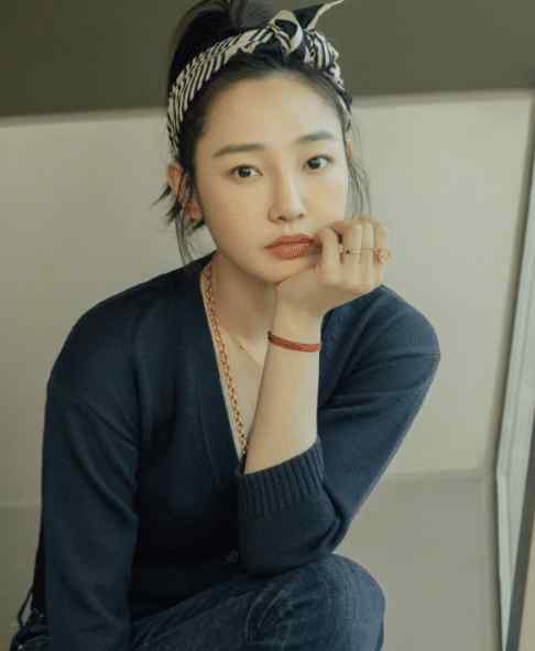 陈冠希为什么那么多女人喜欢 白百何为何被称为“女版陈冠希”，这几张照片会给你答案