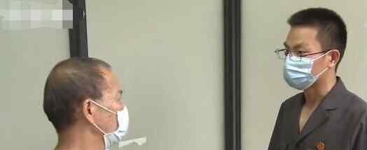 大叔将价值88万古董拍卖 究竟发生了什么