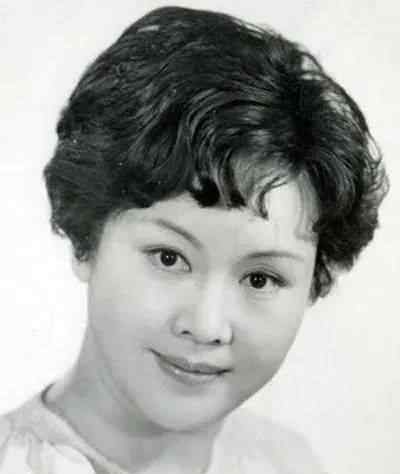 李谷一的女儿 李谷一的“女儿”曝光，原来竟是我们熟悉的歌手，连续20年登上春晚
