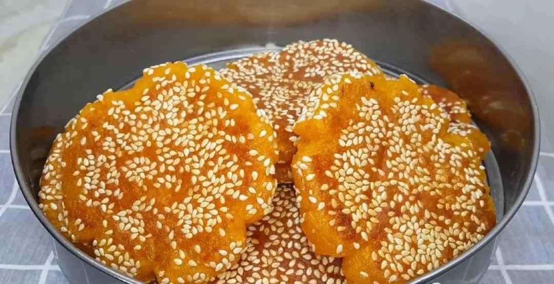 南瓜的18种家常做法 家常南瓜饼的做法，掌握配方技巧，软糯又香甜，真的比买的还好吃