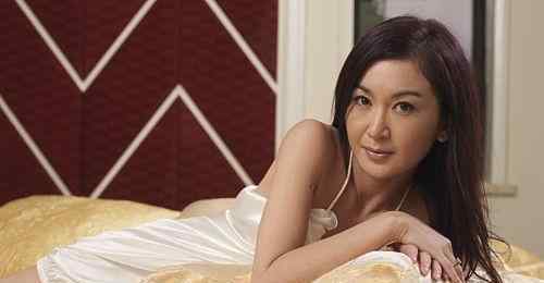 温碧霞的儿子 “性感女神”温碧霞坦言：儿子已经成为她生命中最重要的人物