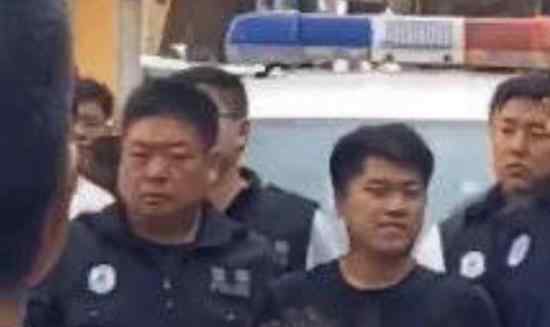 当街打死前女友男子是当地混混 他们经历了什么