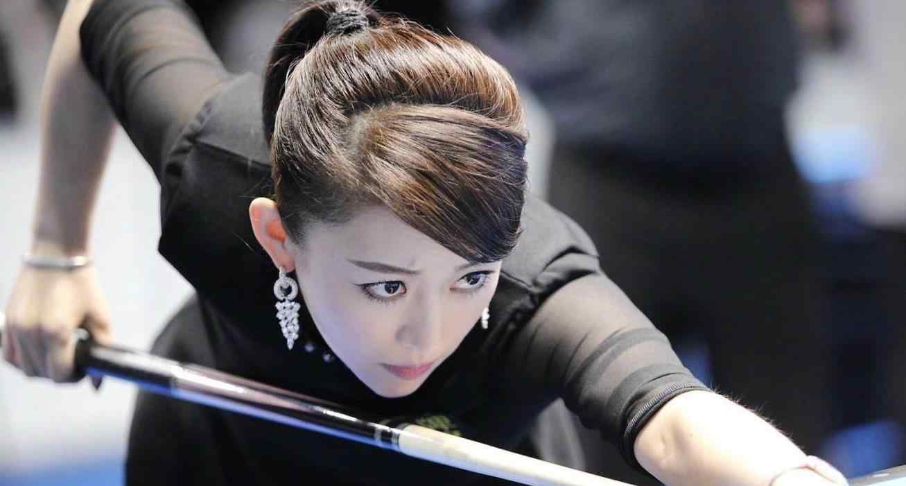 潘晓婷男朋友 九球天后潘晓婷，曾拒绝富豪追求38岁依然单身，颜值身材凸显韵味