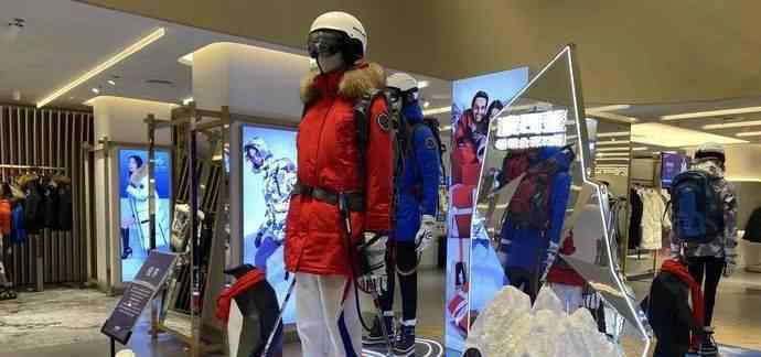 大鹅羽绒服 国产羽绒服为什么干不过加拿大鹅？