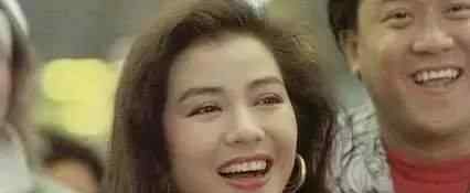 刘德华老婆 话！她是刘德华的理想妻子，也是成龙喜欢过的人，56岁的她，依旧美得不像