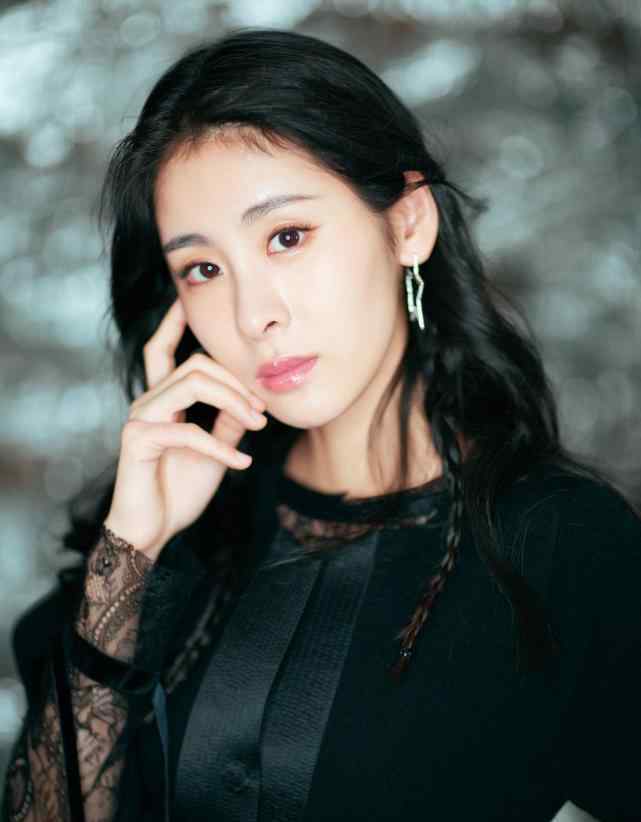 天降女儿 华晨宇天降女儿后保守人设崩塌，昔日言论引争议：恋爱3小时就可发生关系
