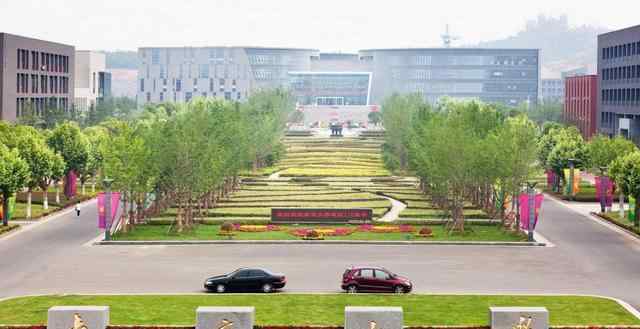 副部级大学 中国副部级大学最新排名：兰大倒数第四，南大进入前五，北大夺冠