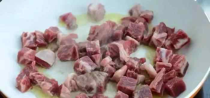 电饭煲巧做懒人餐 简单好做的懒人焖饭，一锅菜、肉、饭全有，下班再不用愁吃什么